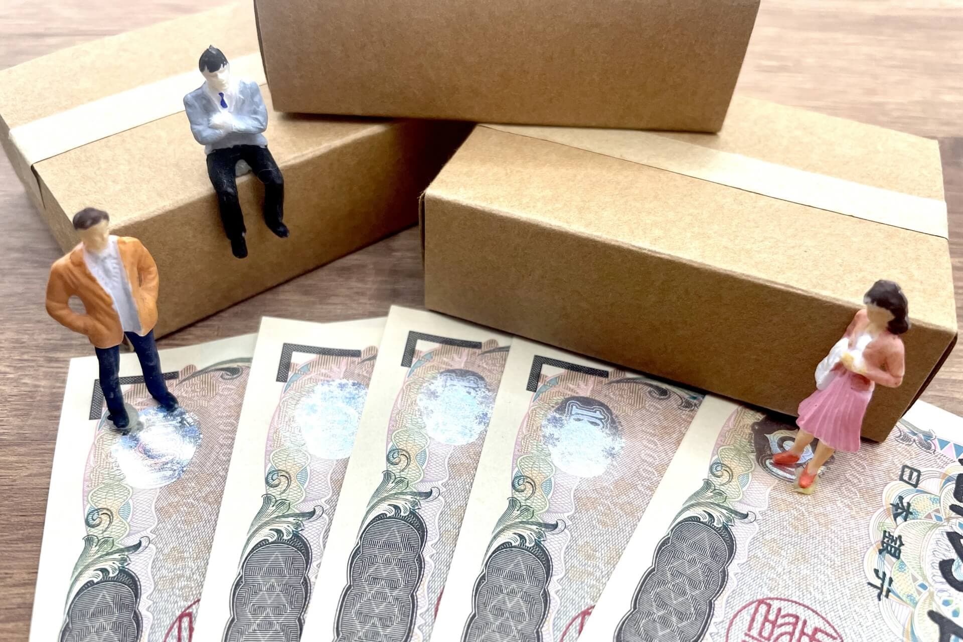 アマゾン配送は個人事業主でもできる?評判や年収も解説