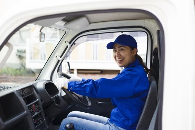 軽貨物の持ち込みにはデメリットもある?持ち込みでできる仕事の違いなども紹介