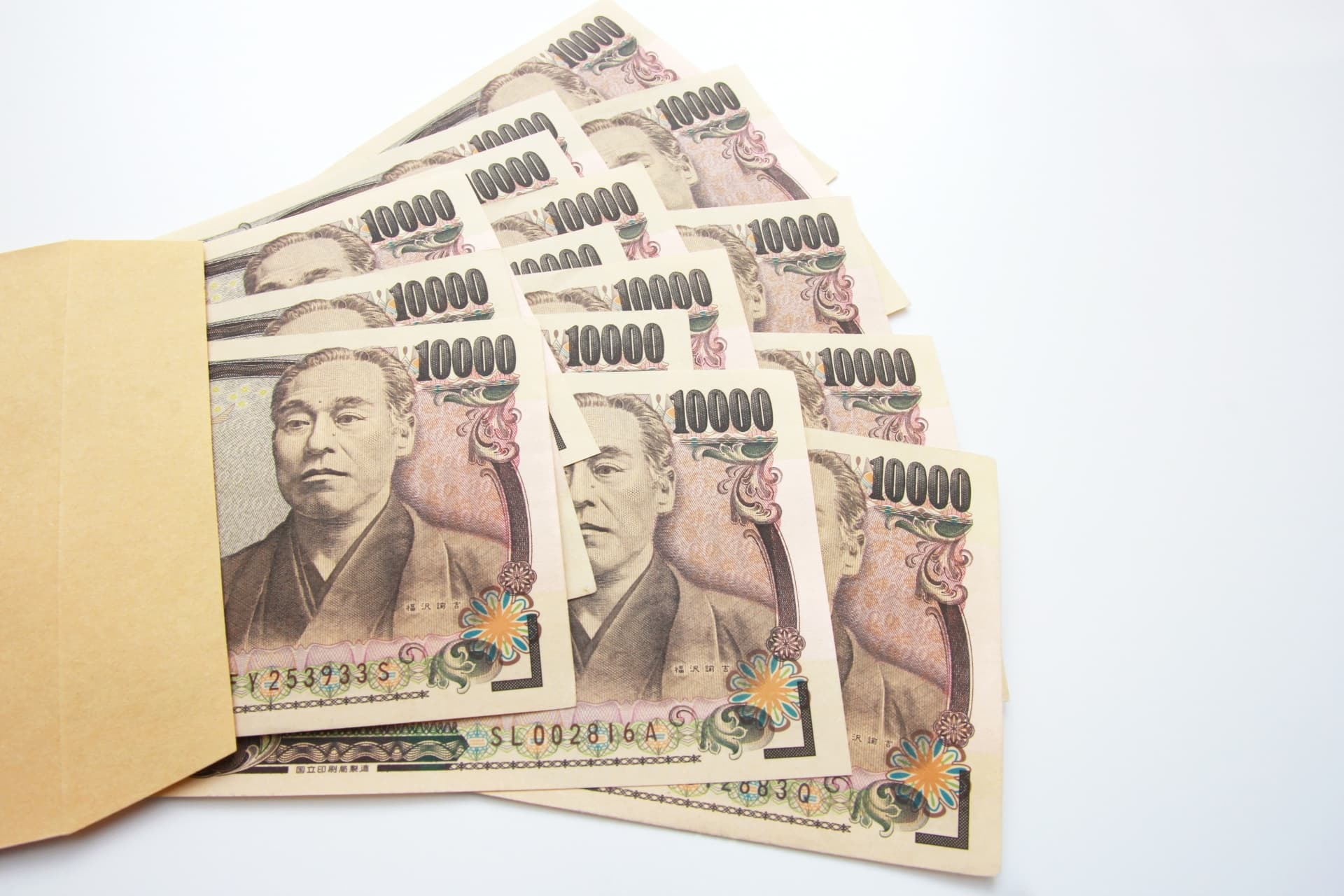 サラリーマンより高給料?軽貨物ドライバーの手取りはいくら?