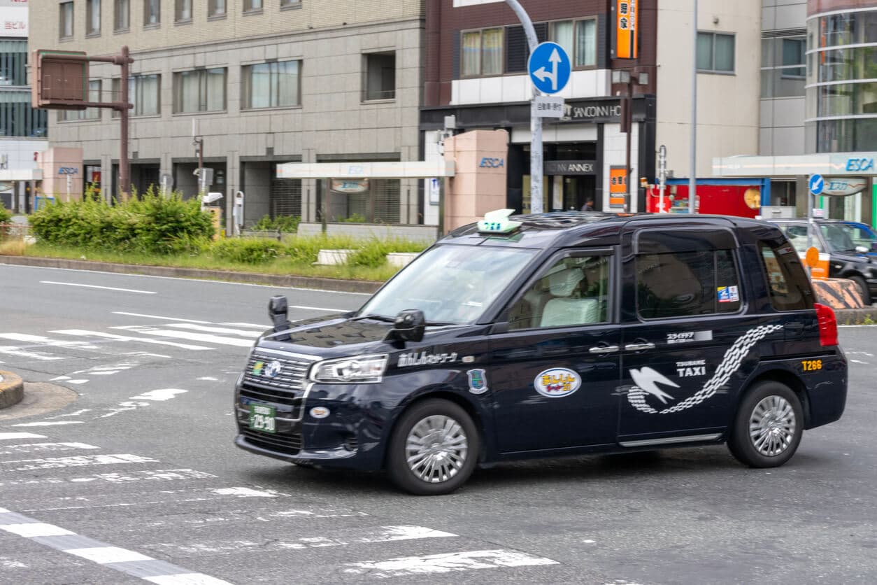 観光タクシーはきつい仕事?ドライバーに求められるスキルや資格を紹介